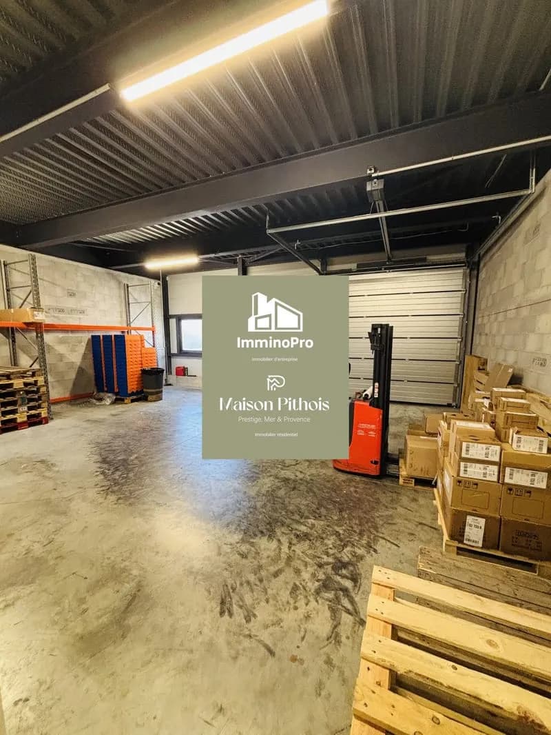 Immeuble industriel 1149 m² - Photo 1
