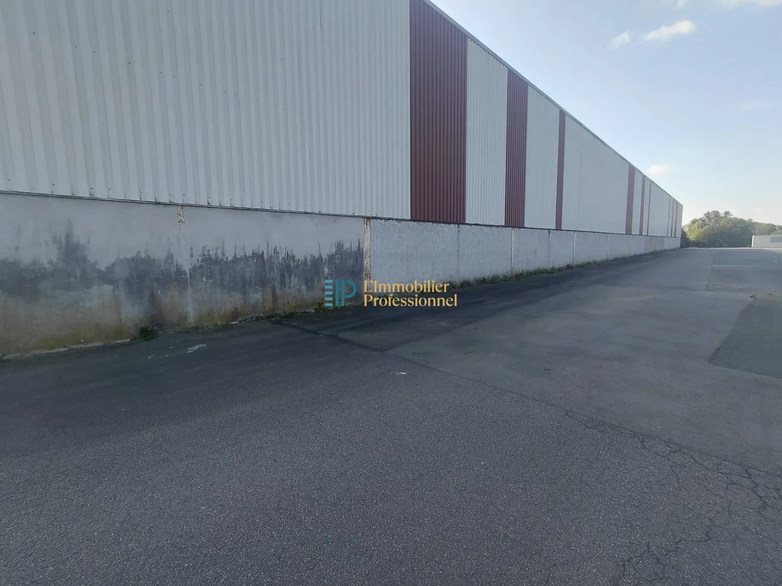 Immeuble industriel 6970 m² - Photo 1