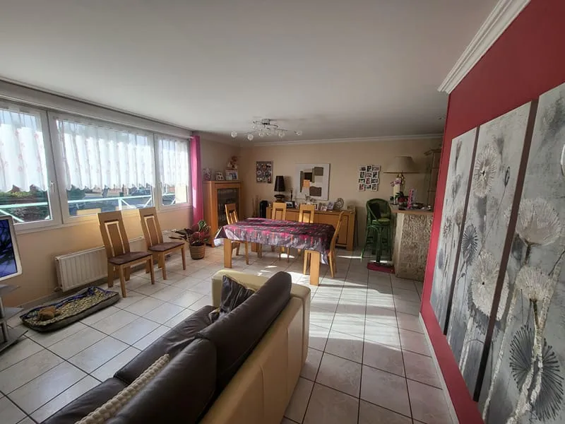 Immeuble 80 m² - Photo 1