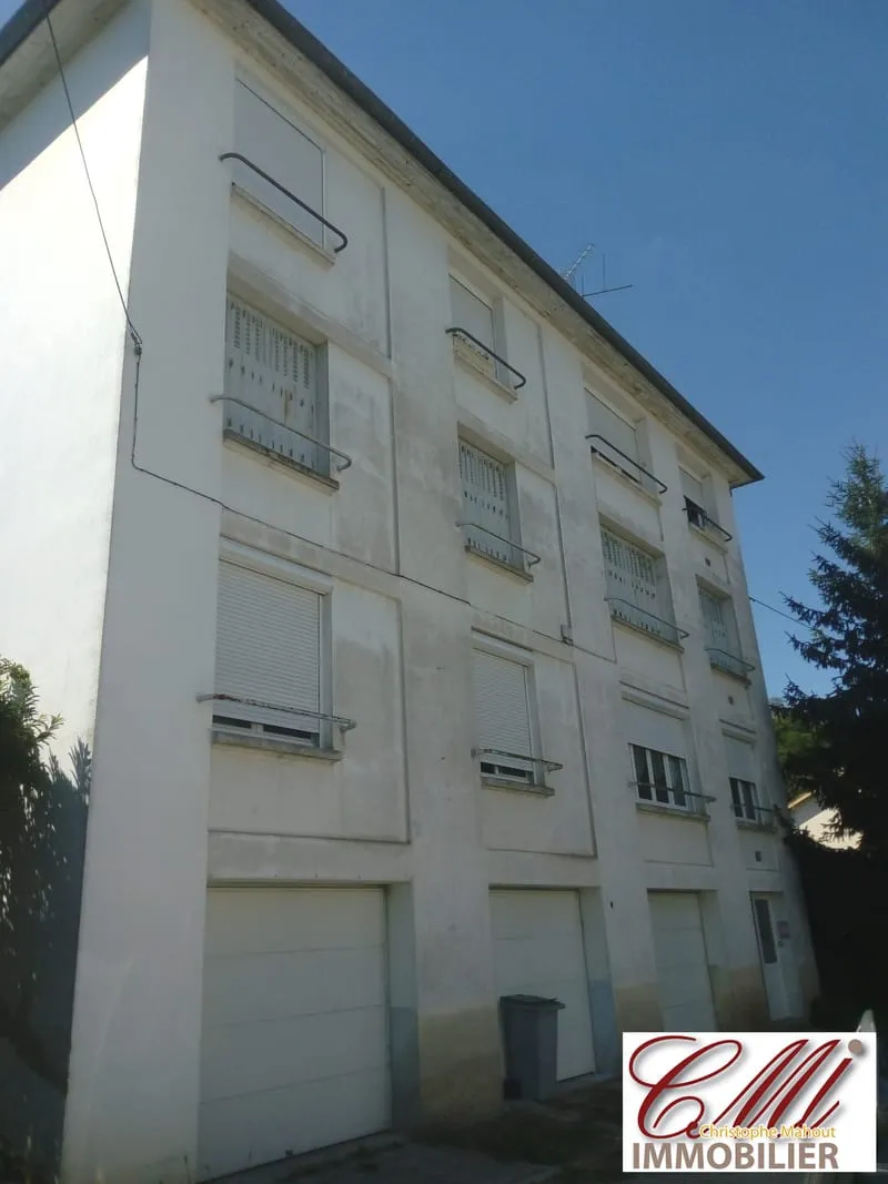 Immeuble de rapport 315 m² - Photo 1