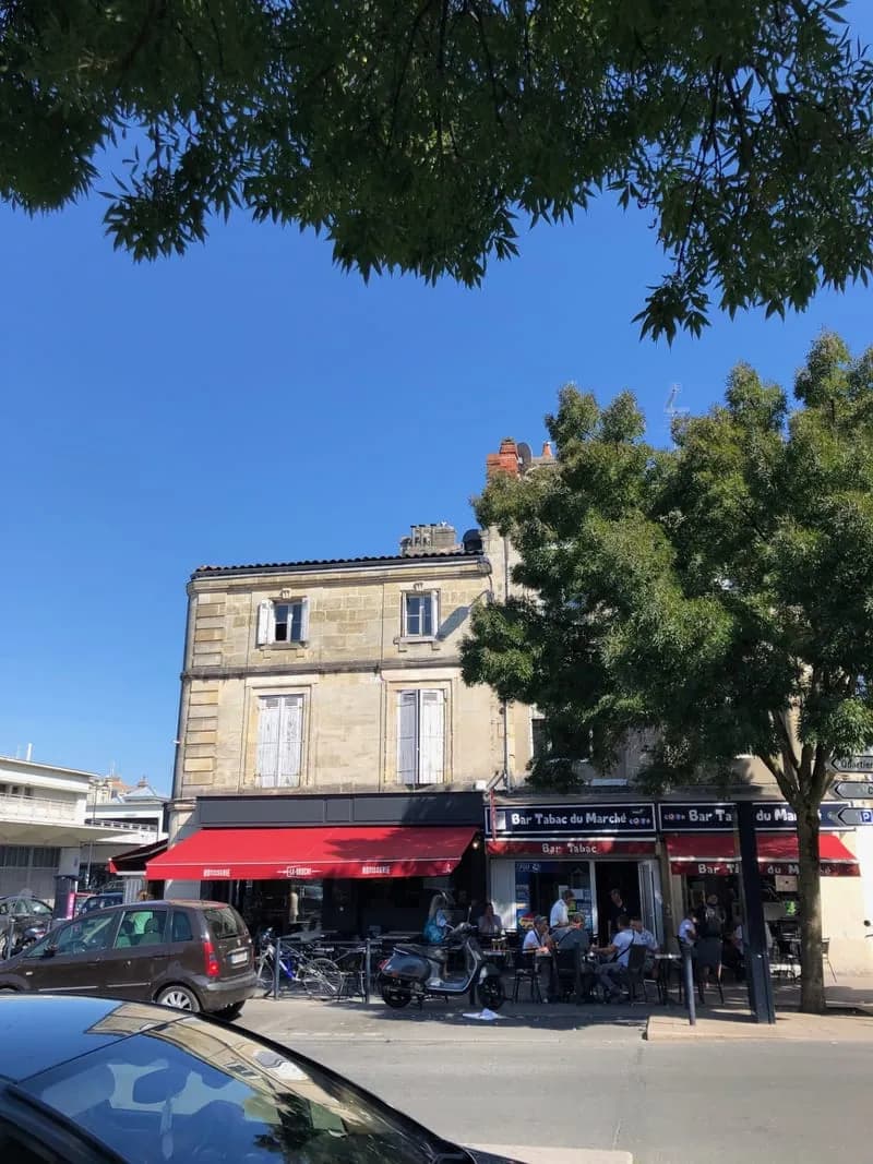 Immeuble Place des Capucins - Photo 1
