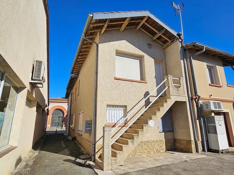 STE FOY DE PEYROLIERES IMMEUBLE de 2 logements loués. SH totale : 142 m2. Au centre avec tous commerces. - Photo 1