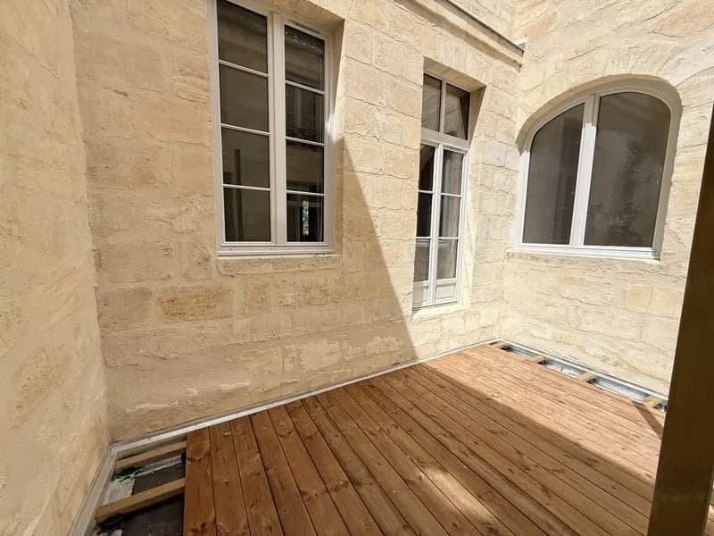 Immeuble Bordeaux Saint Seurin / Gambetta - Photo 1