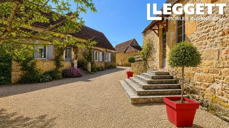 Ensemble immobilier de charme en pierre au coeur du Périgord Noir - Fort potentiel - Gîtes | 10km Sarlat - Photo 1