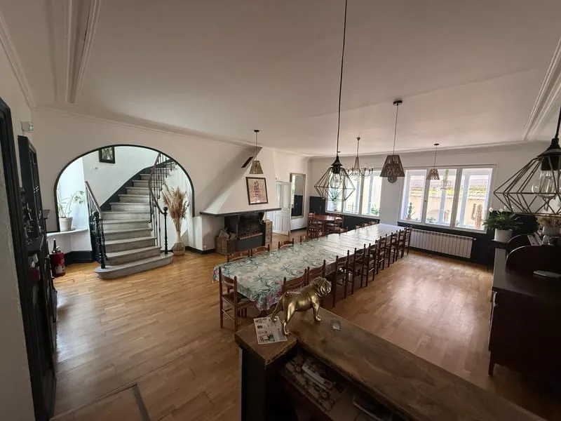 Ensemble immobilier et fonds de commerce : 3 gîtes + 5 chambres d'hôtes - Photo 1