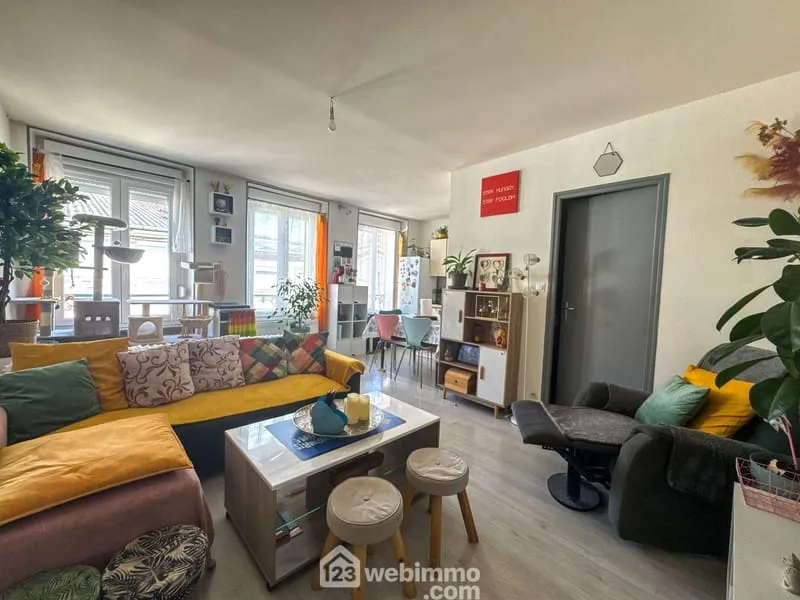 Immeuble 4 pièces 233 m² - Photo 1