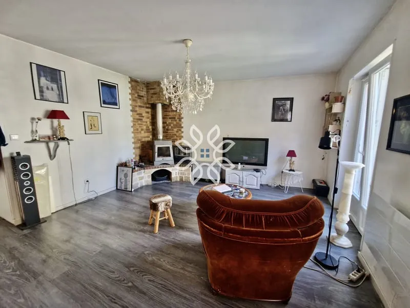 Ensemble immobilier au coeur de Brioude Fort potentiel - Photo 1