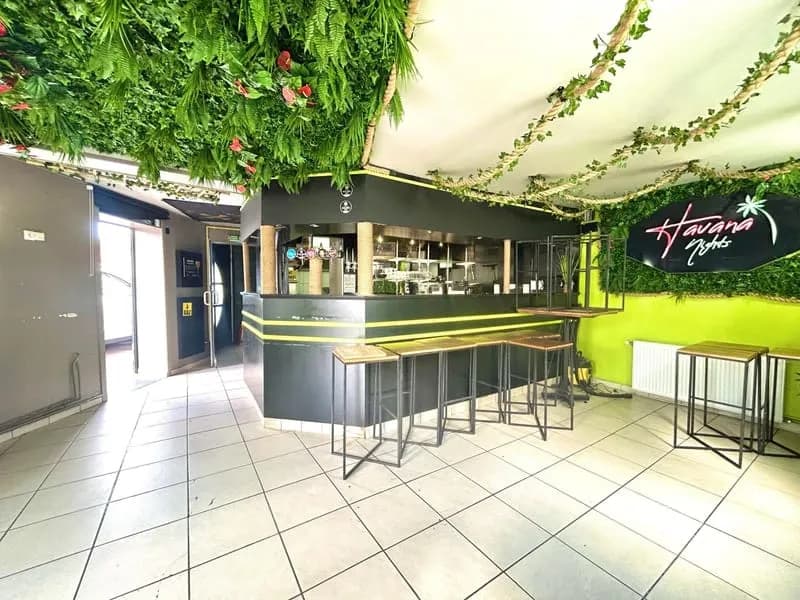 Immeuble 116 m² - Photo 1
