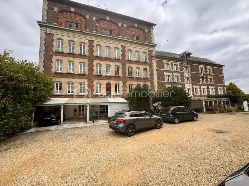 IMMEUBLE DE RAPPORT 1 317 M² A SEMPIGNY (60400) - Photo 1