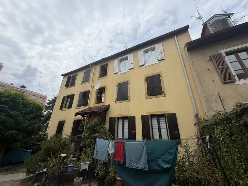 IMMEUBLE DE RENDEMENT AVEC TRES BON DPE PROCHE DES UNIVERSITÉS ET DU CENTRE VILLE DE BELFORT - Photo 1