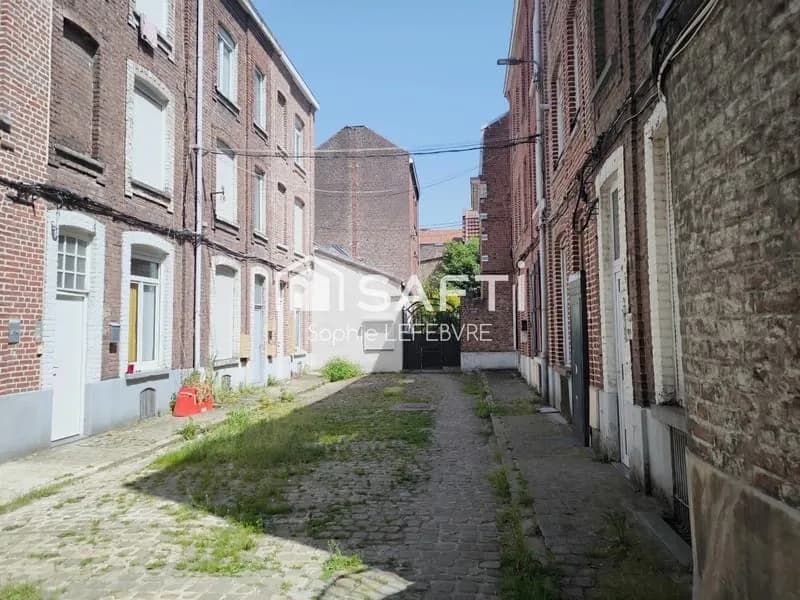 Immeuble 110 m² - Photo 1