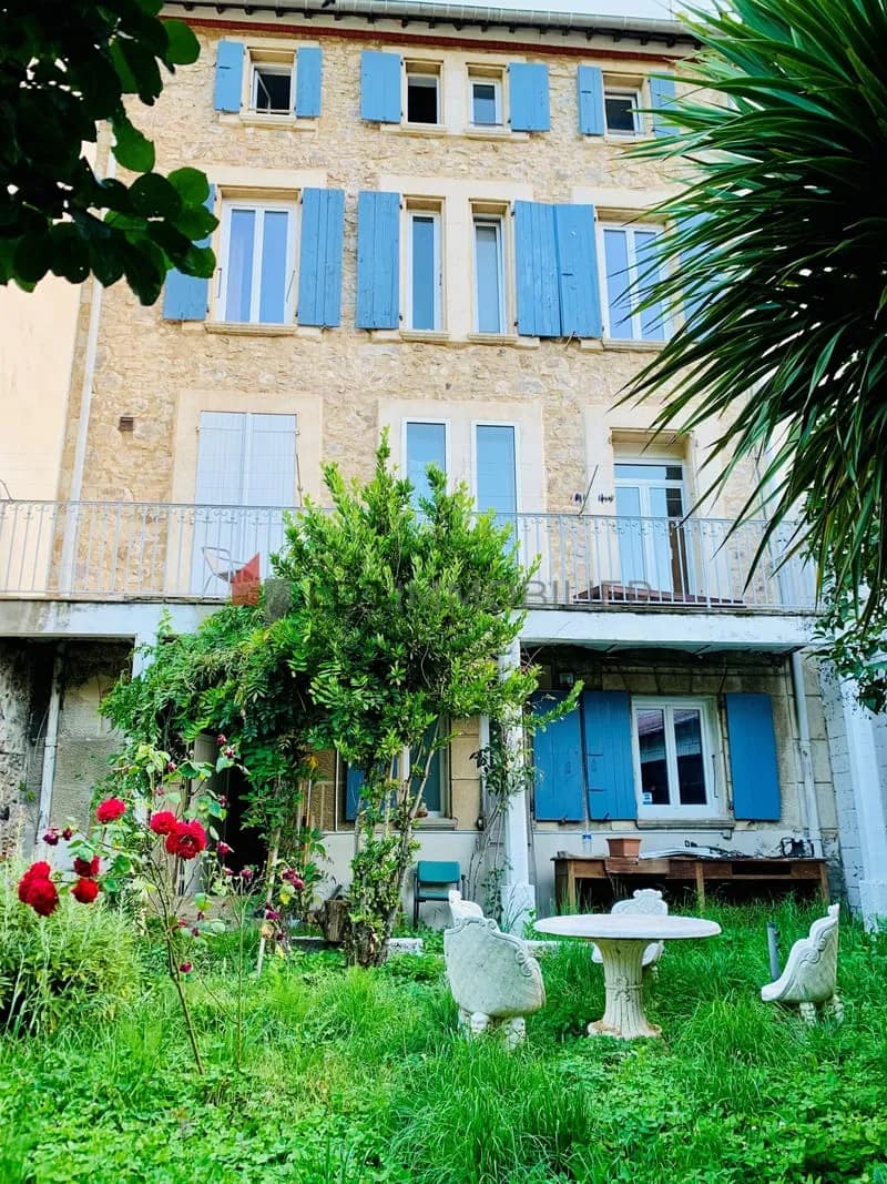 Immeuble refait 3 appartements et jardin - Photo 1
