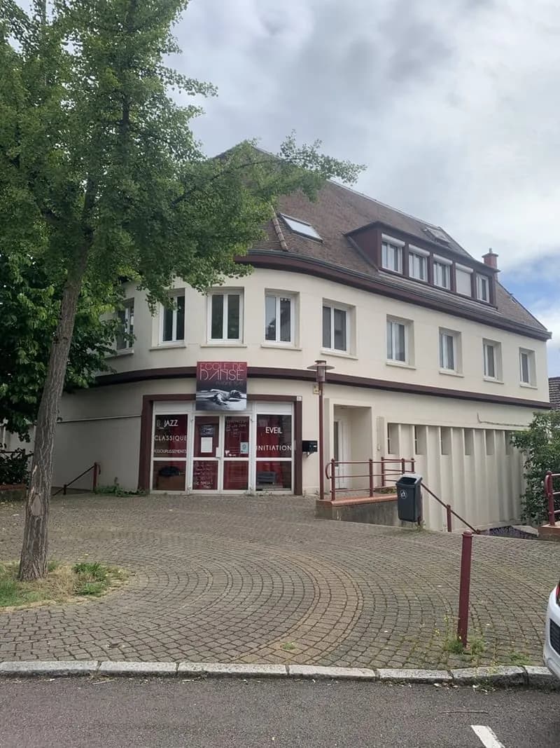 INVESTISSEMENT SECURISE COEUR DE VILLE - Photo 1