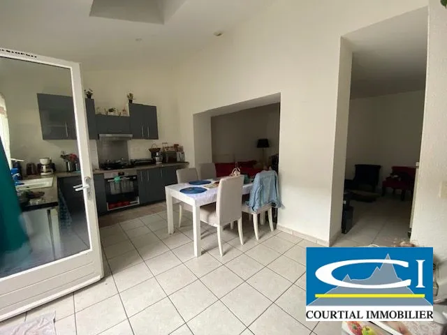 Immeuble de rapport 403 m² - Photo 1