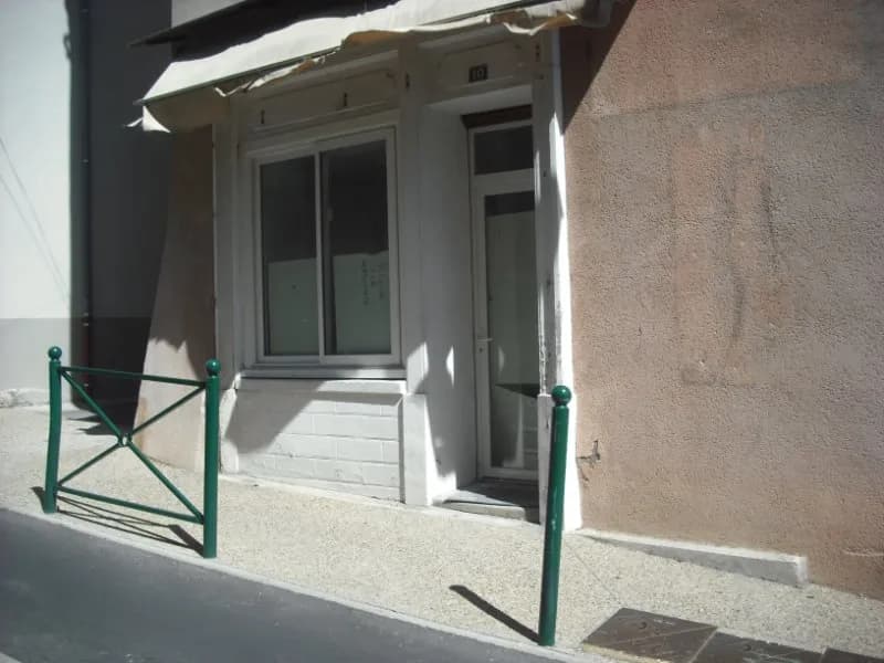 Immeuble de 144m² composé de 2 appartements loués - Photo 1