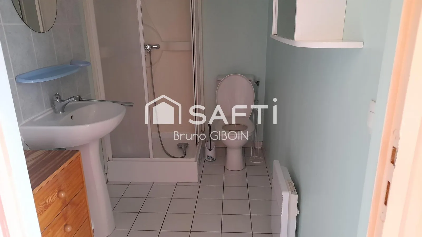 Immeuble de rapport, 9 appartements F2, 5 caves, 228 m² - Photo 1