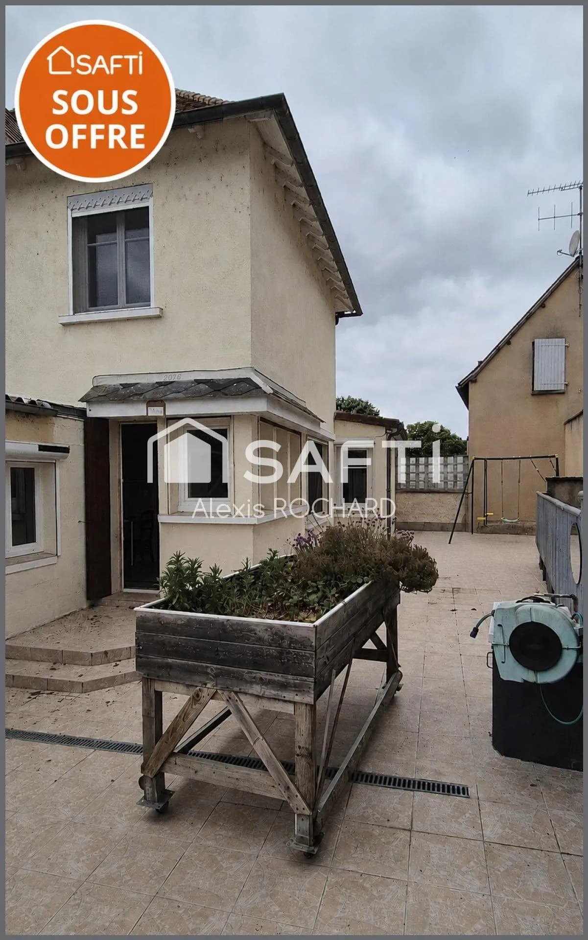 À vendre - Ensemble immobilier à Jouhet - Photo 1