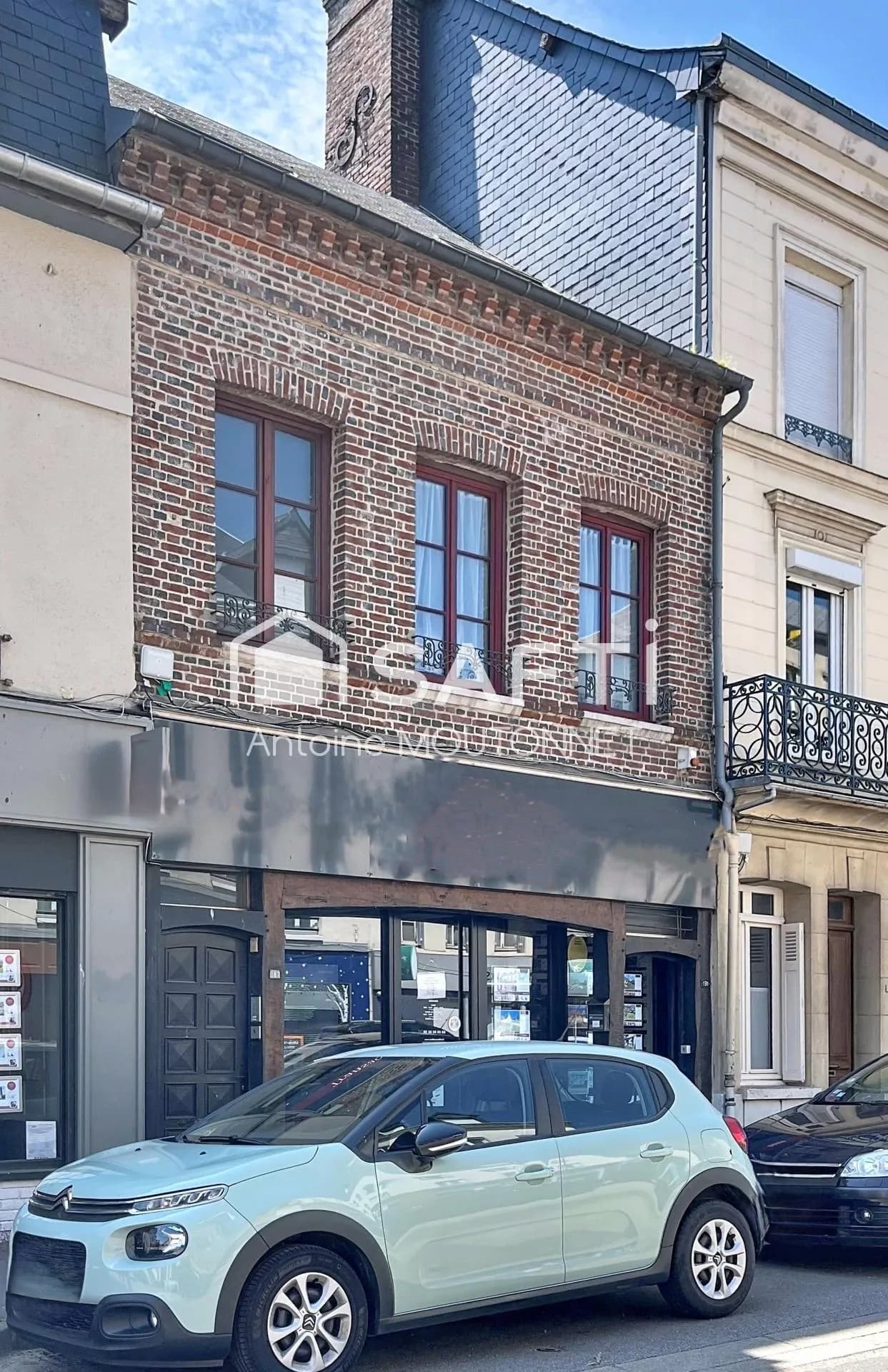 Investissement clé en main - Immeuble rénové à Bourg-Achard - Photo 1