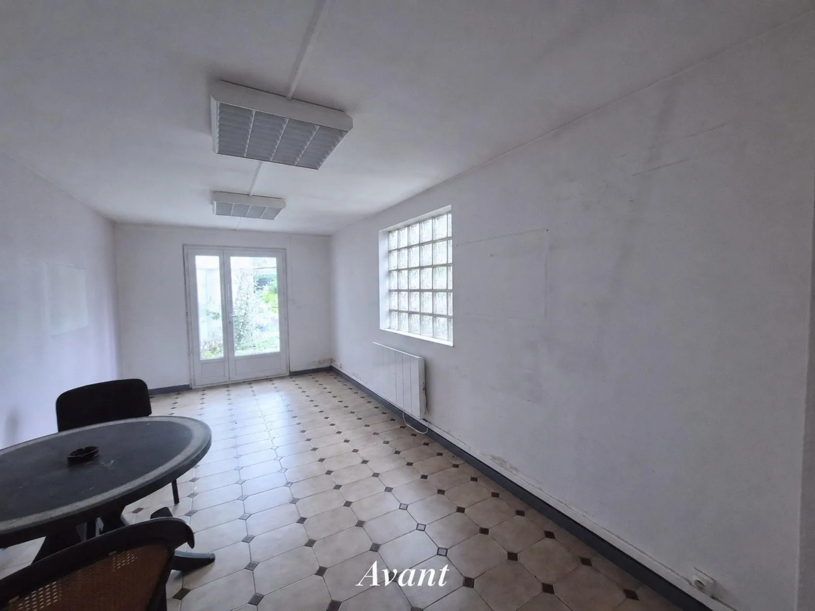 Idéal investisseur ou professionnel - Immeuble avec local commercial et fort potentiel. - Photo 1