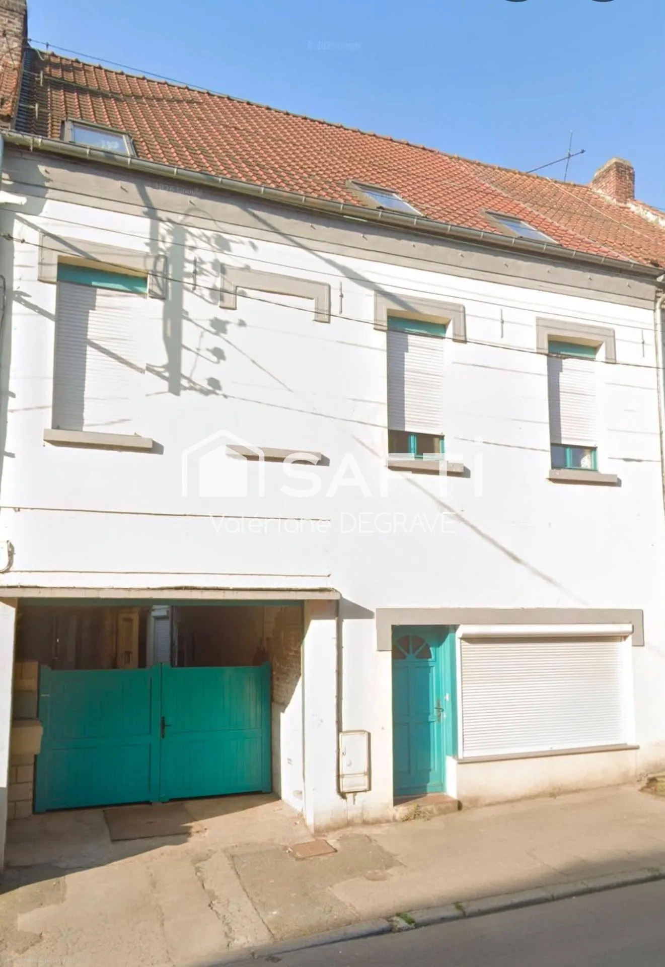 IMMEUBLE - 4 LOTS - ENV. 197 M² - 9,35 % DE RENTA - Photo 1