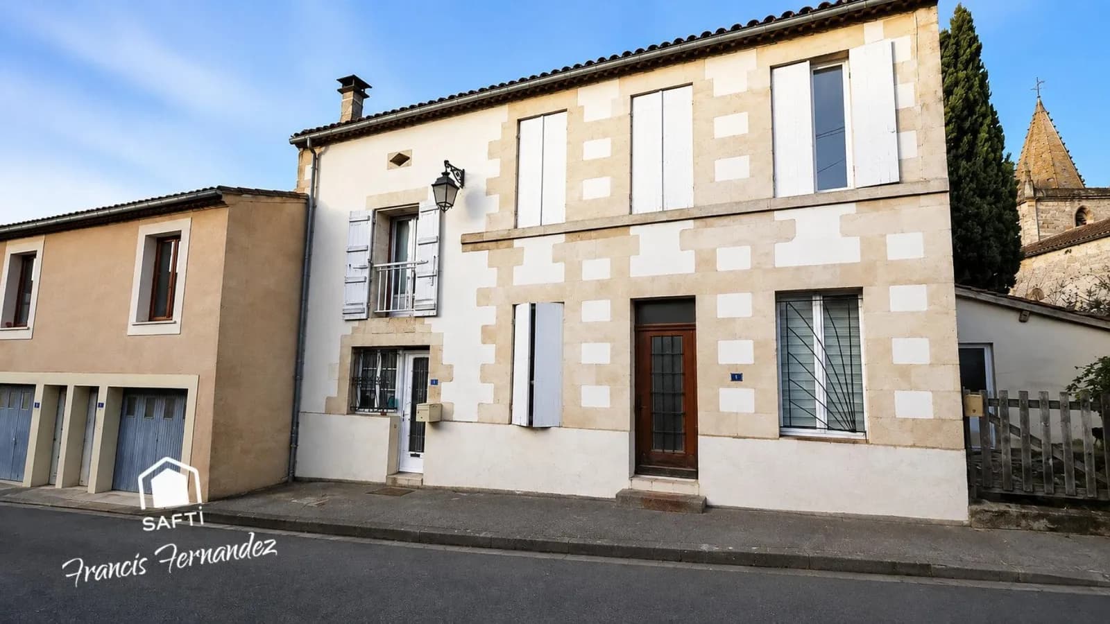 Investisseurs, saisissez une belle opportunité au coeur de Listrac-Médoc. - Photo 1