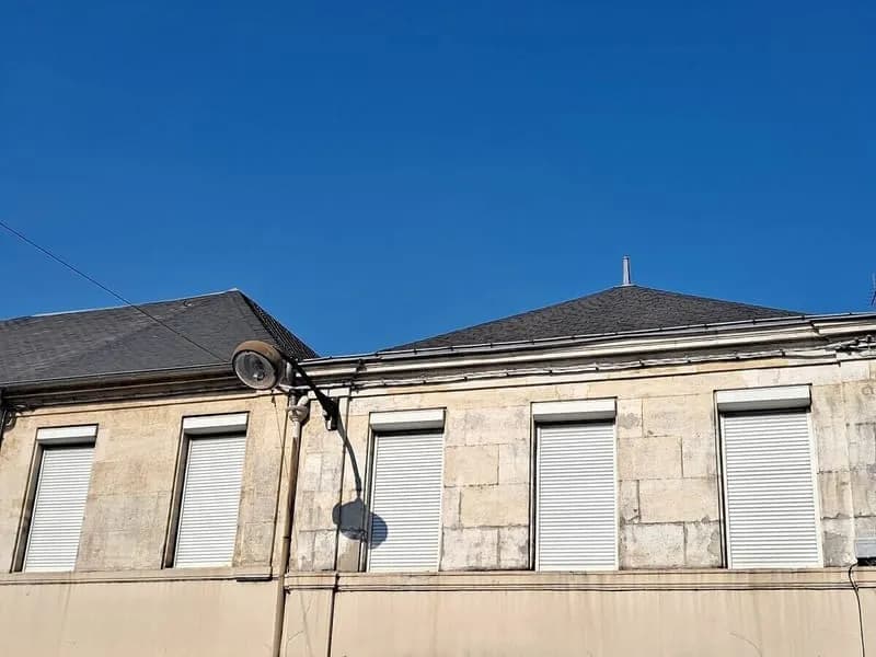 Immeuble 257 m² - Photo 1