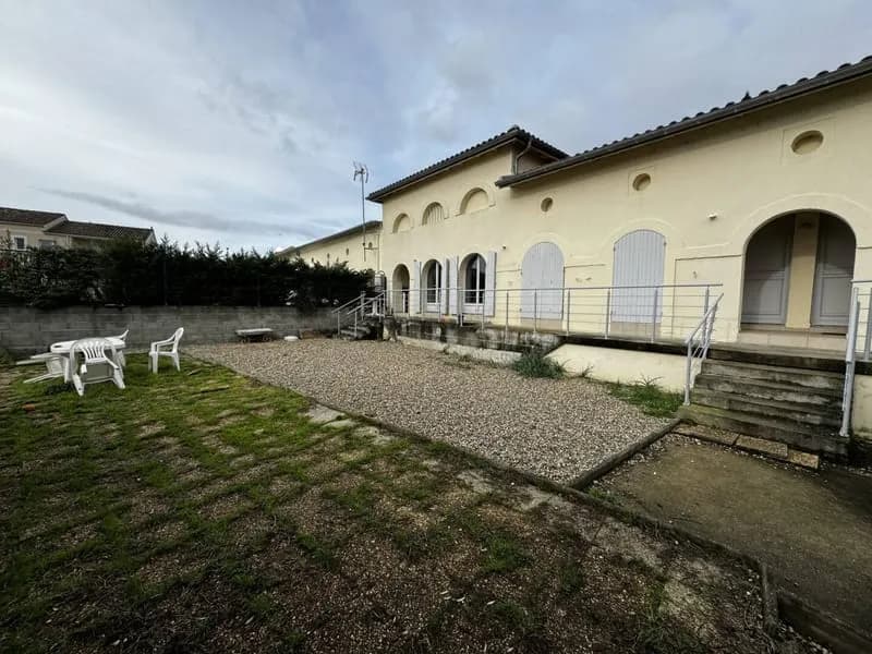 Immeuble 580 m² - Photo 1