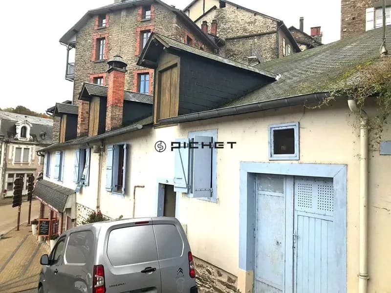 Immeuble 314 m² - Photo 1