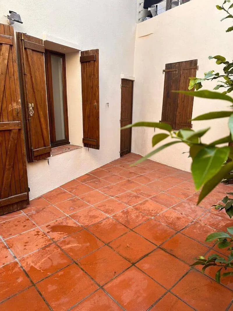 Immeuble 202 m² - Photo 1
