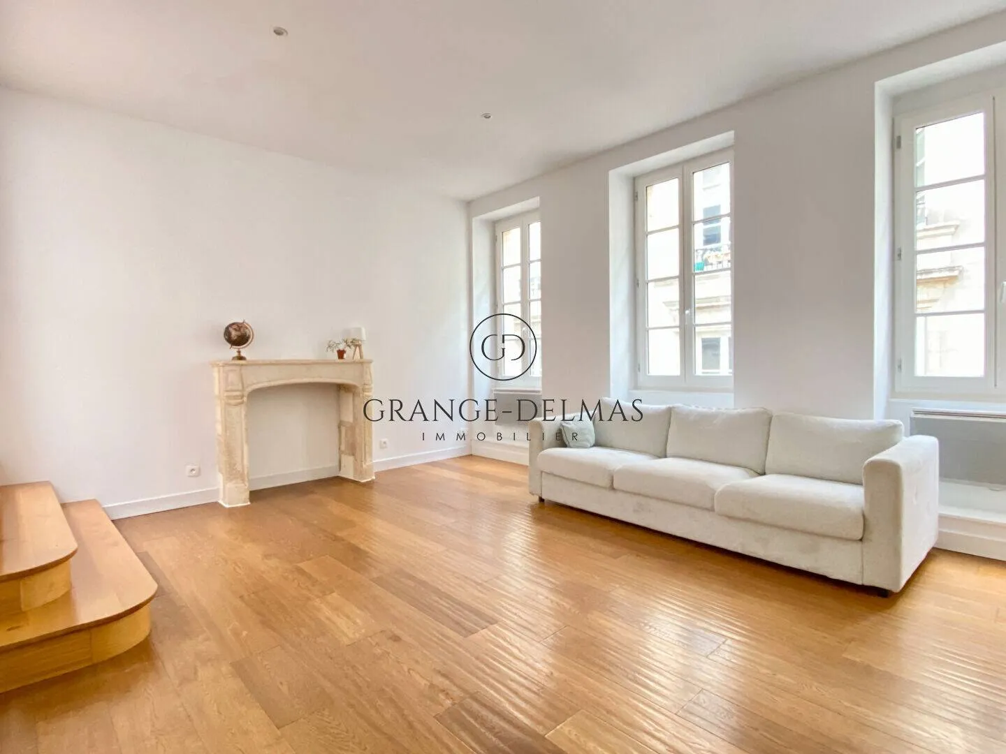 Immeuble 215 m² - Photo 1