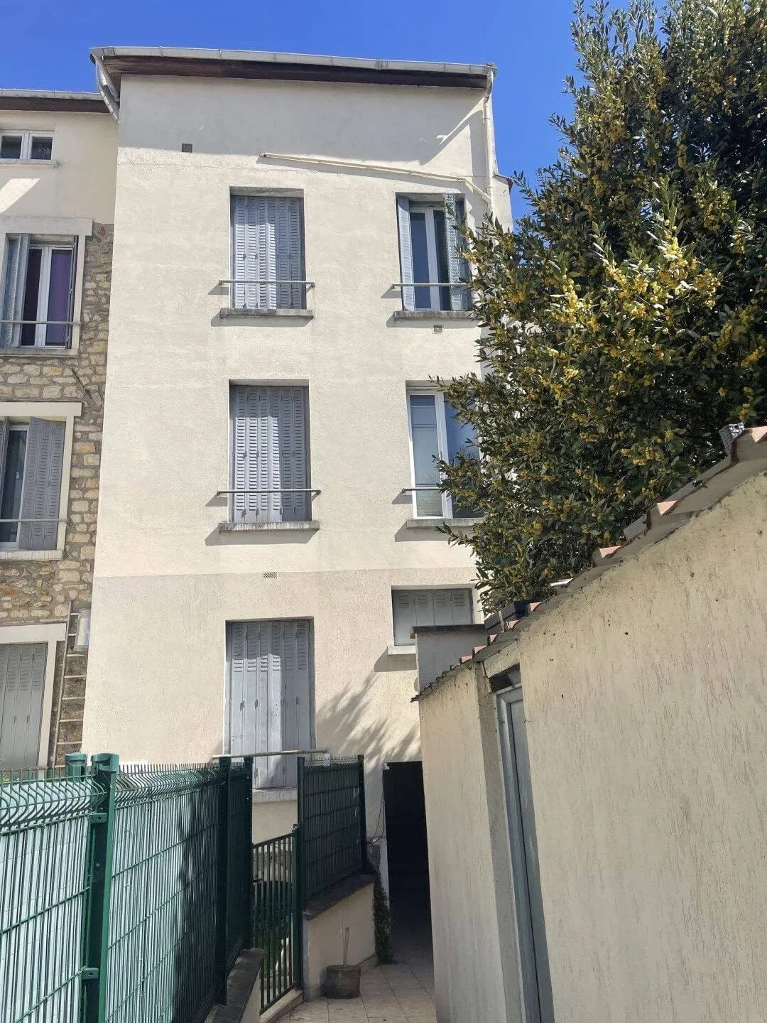 Immeuble de rapport 379 m² - Photo 1