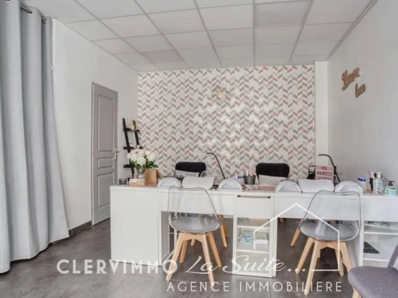 Immeuble 140 m² - Photo 1