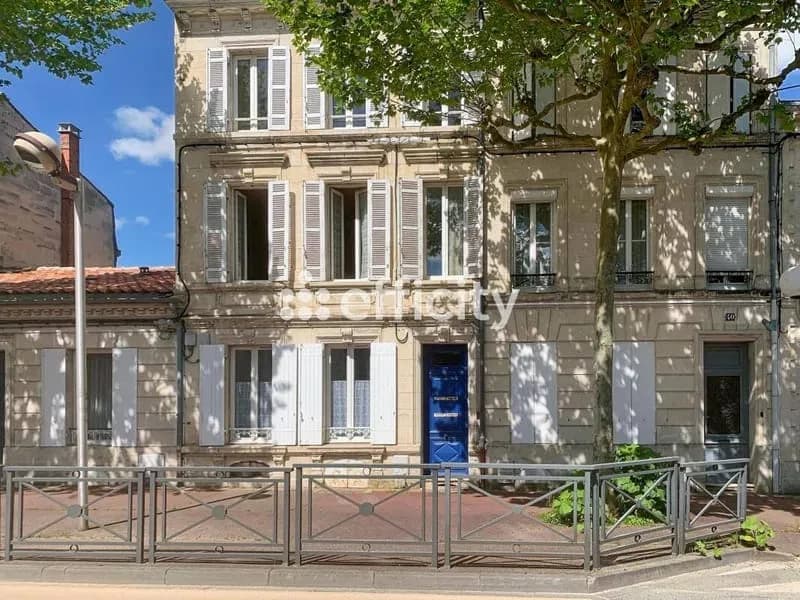 Immeuble 175 m² - Photo 1