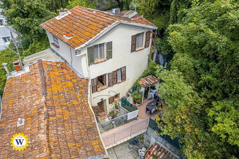 Immeuble 104 m² - Photo 1
