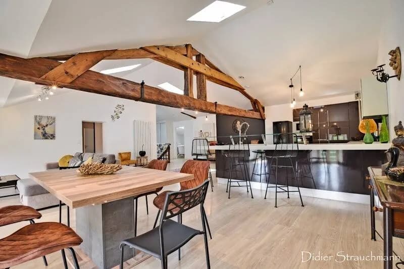 Immeuble 300 m² - Photo 1