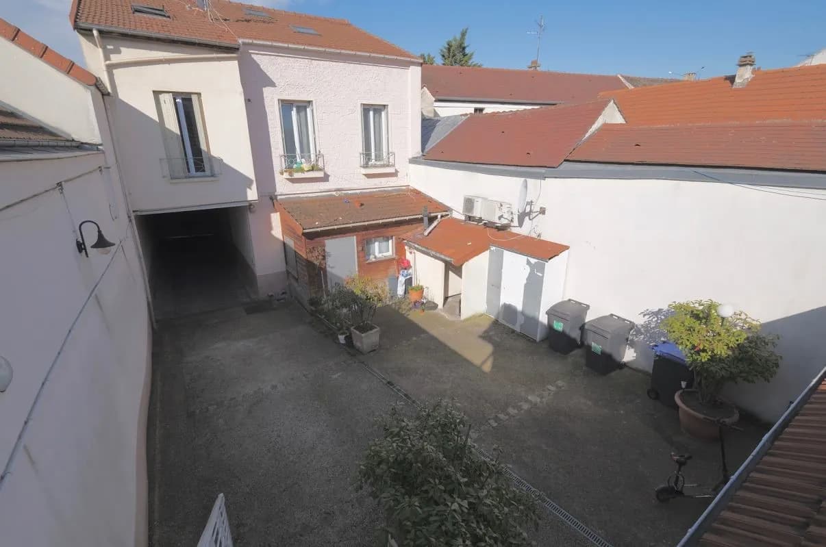 Immeuble 271 m² - Photo 1