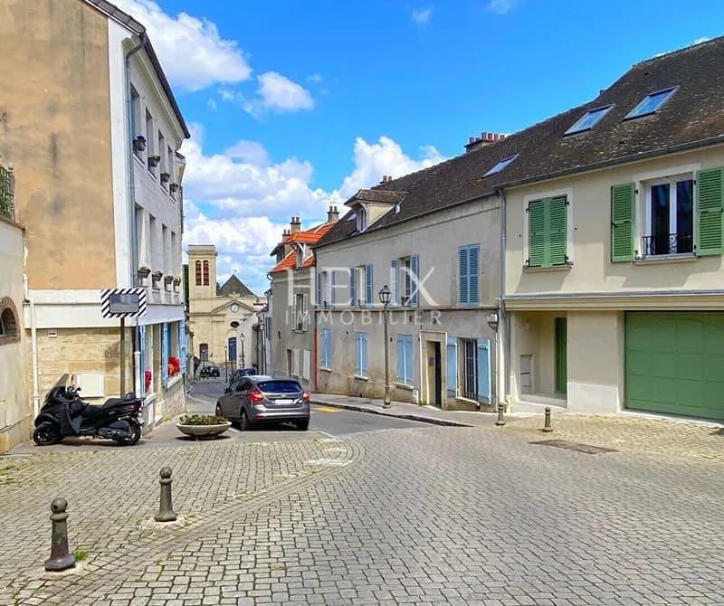 Immeuble 242 m² - Photo 1