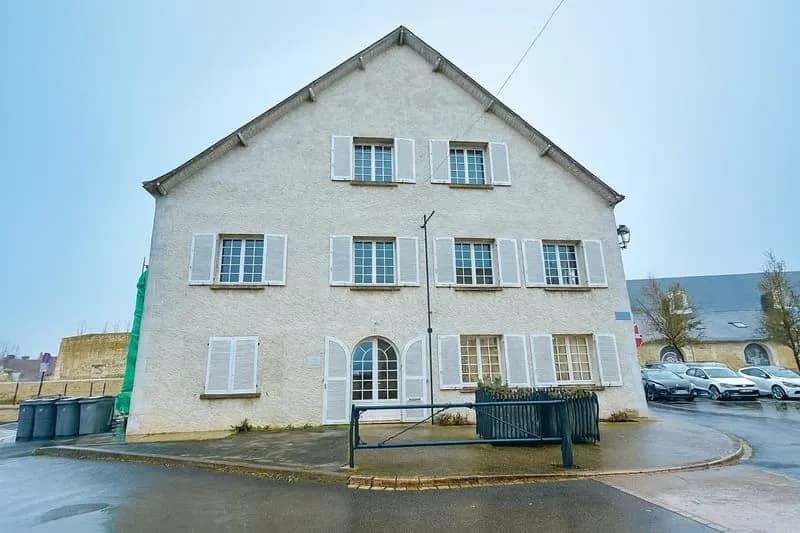 Immeuble de rapport 1 pièce 170 m² - Photo 1