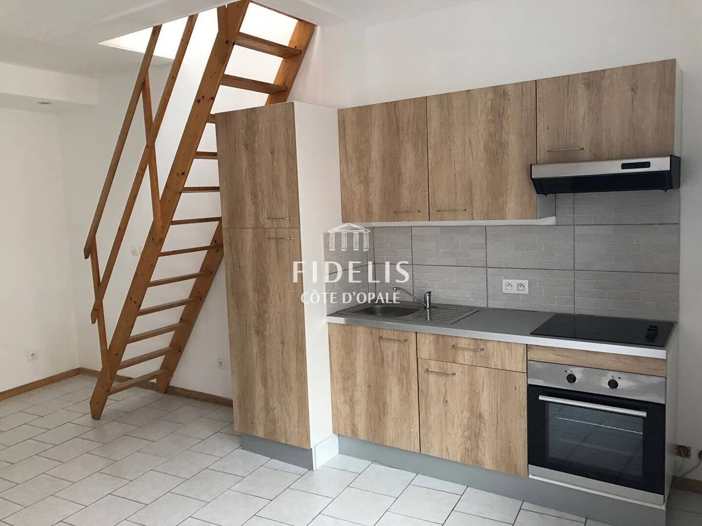 Immeuble - Photo 1