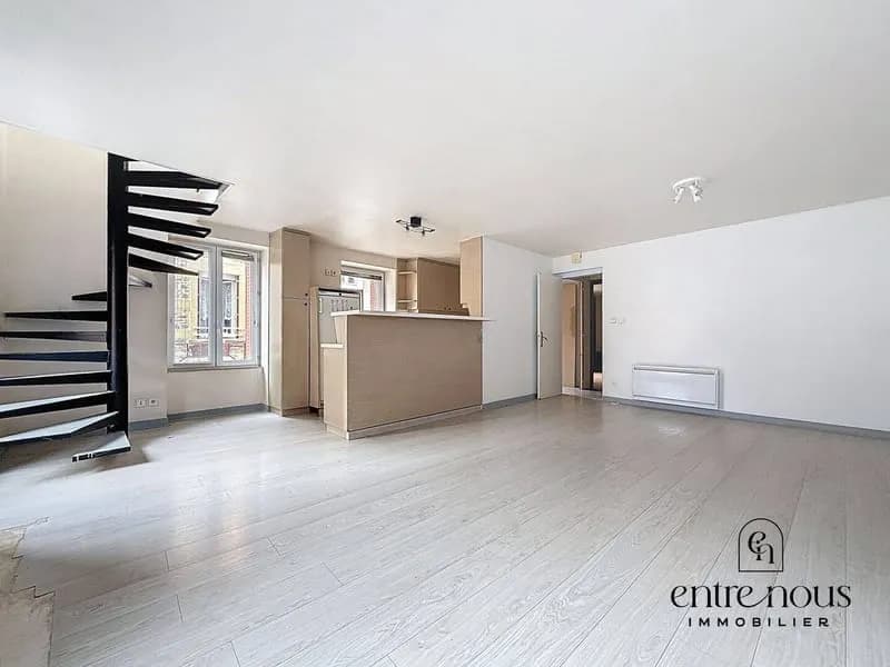 Immeuble 153 m² - Photo 1