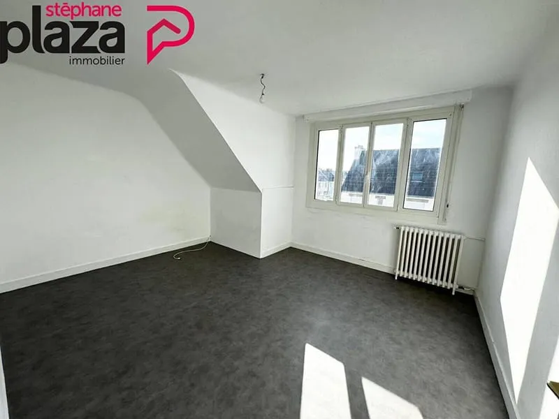 Immeuble 109 m² - Photo 1