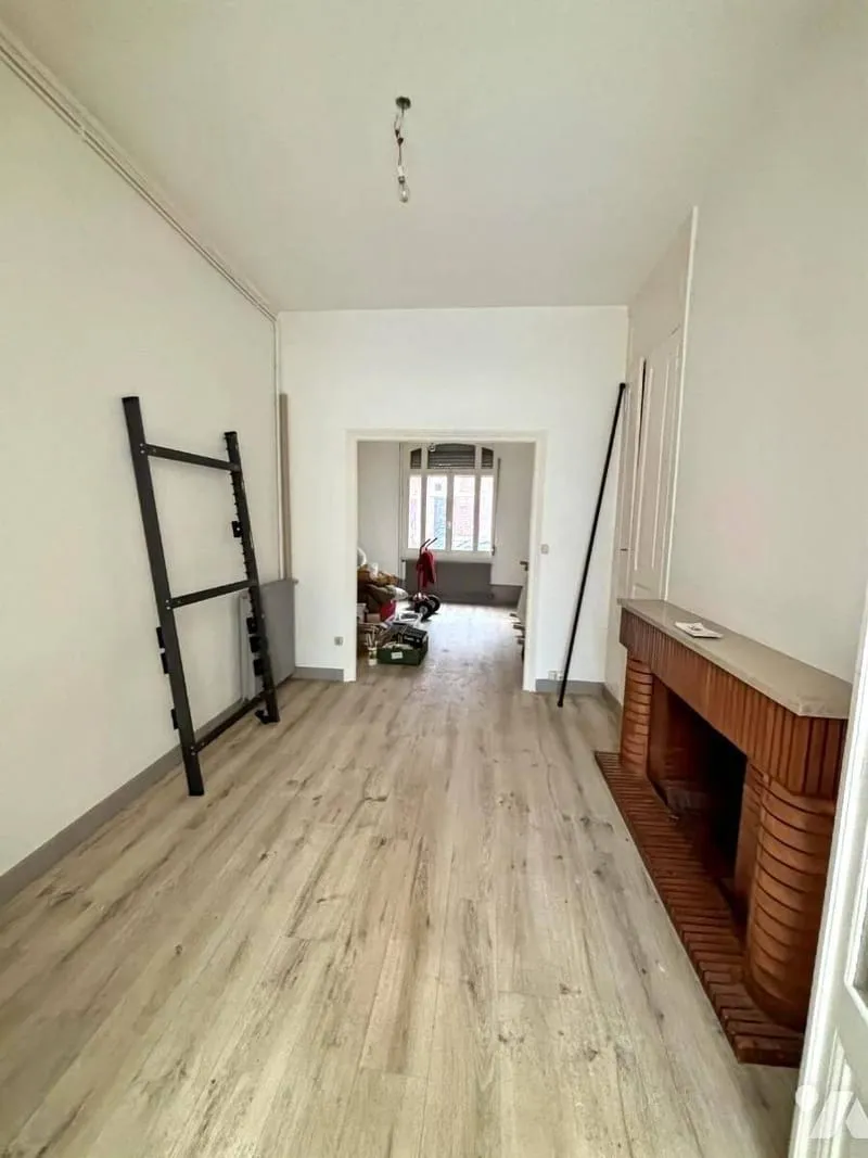 Immeuble - Photo 1