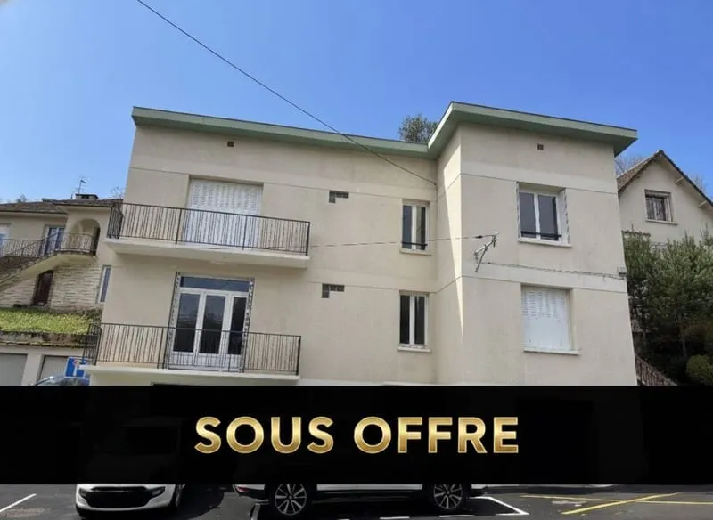 Immeuble 165 m² - Photo 1