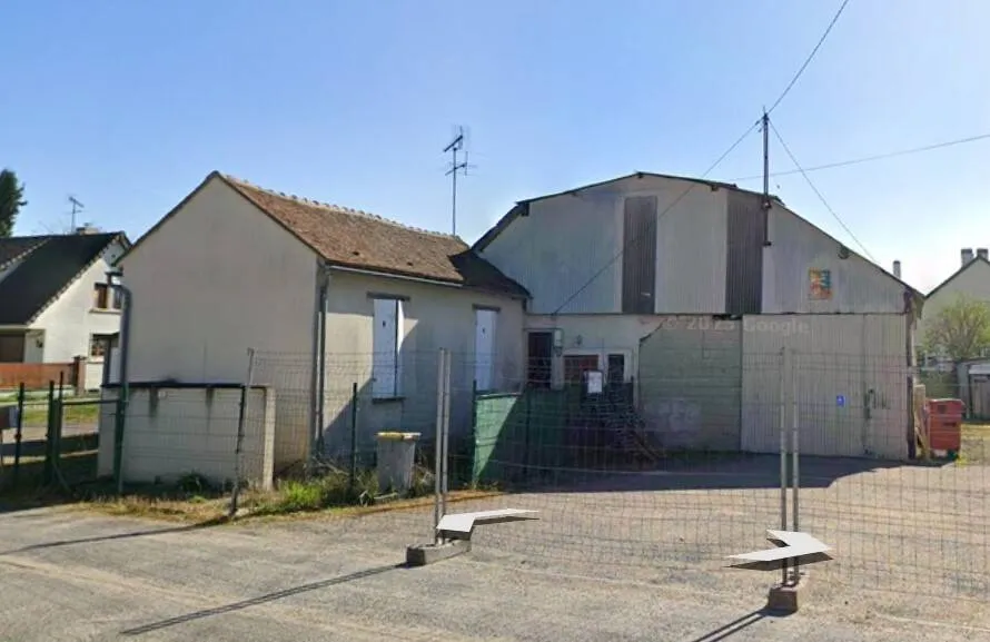 Immeuble 200 m² - Photo 1