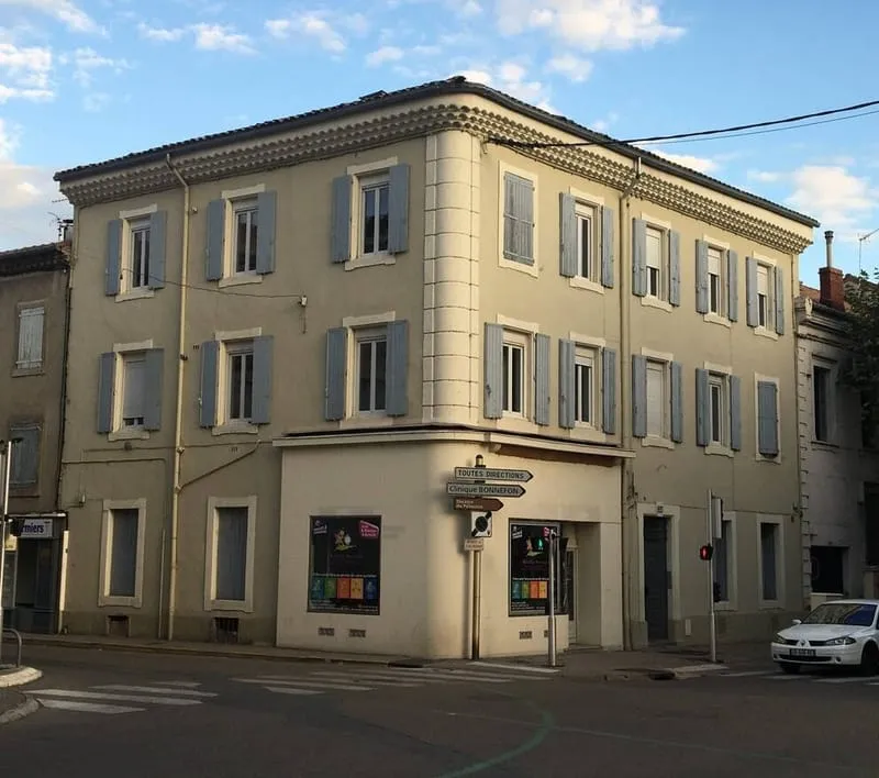 Immeuble 404 m² - Photo 1