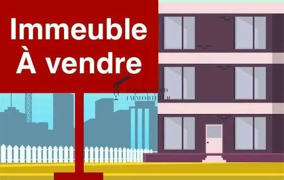 Immeuble 723 m² - Photo 1