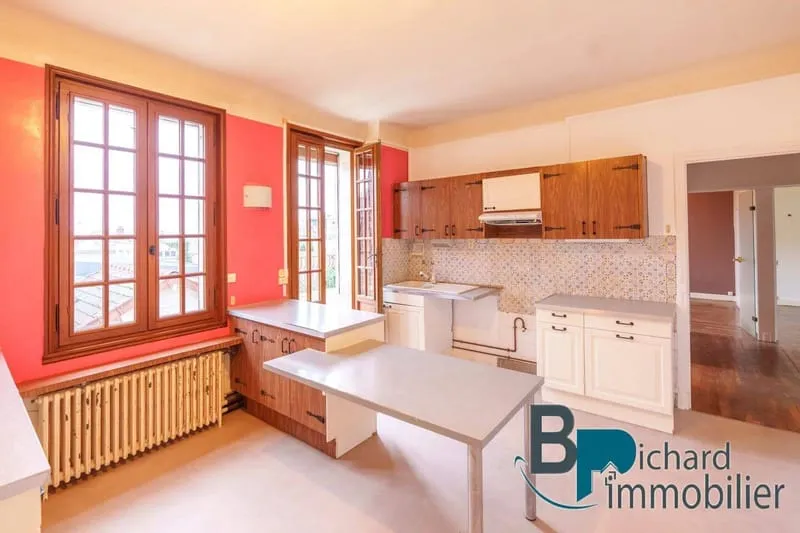Immeuble 225 m² - Photo 1