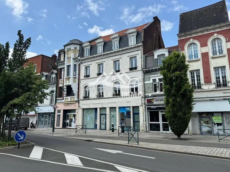 Immeuble 18 pièces 363 m² - Photo 1