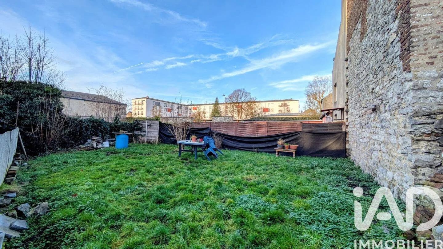 Immeuble 126 m² - Photo 1