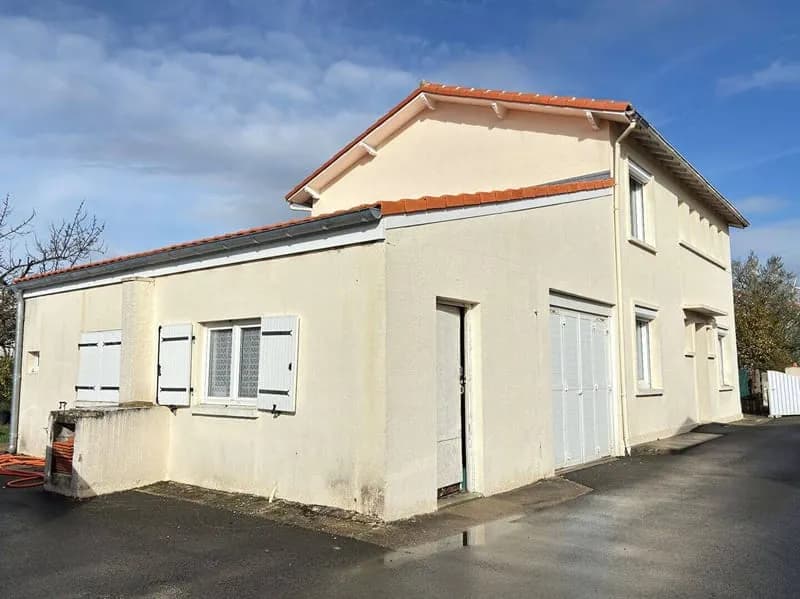 Immeuble 120 m² - Photo 1